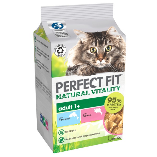 PERFECT FIT™ Natural Vitality Cat Food Pouch Fish Selection in Gravy 6x50g image 1