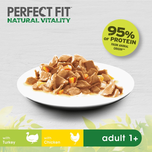 PERFECT FIT™ Natural Vitality Cat Food Pouch Poultry Selection Gravy 6x50g image 2